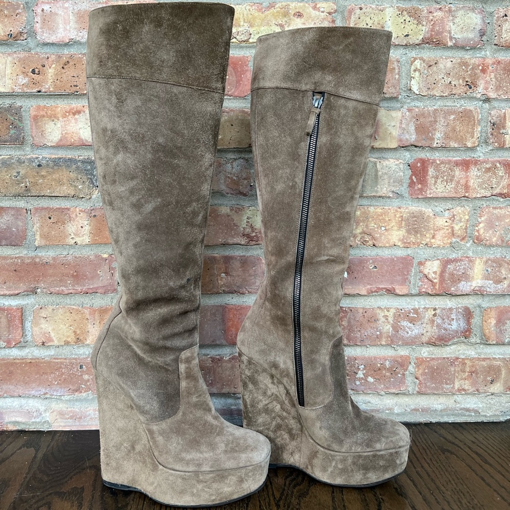 Balenciaga Runway Tan Suede Platform Knee High Boots - Picture 4 of 9